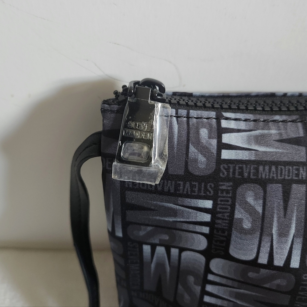 Steve Madden Black Gray Monogram Logo Pouch Bag - Picture 4 of 8